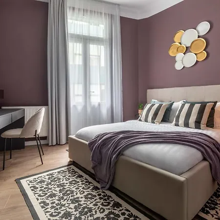 Apartment Contemporary 2-br Flats Near Old Town Quiet & Serene Bucharest