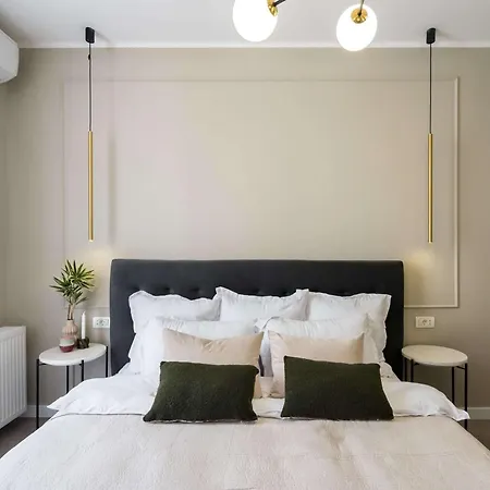 Contemporary 2-br Flats Near Old Town Quiet & Serene Appartamento