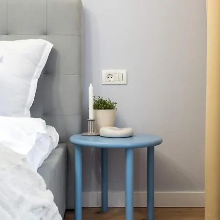 Contemporary 2-br Flats Near Old Town Quiet & Serene Βουκουρέστι