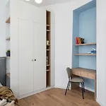 Contemporary 2-br Flats Near Old Town Quiet & Serene 公寓 布加勒斯特