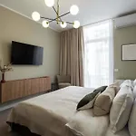 Contemporary 2-br Flats Near Old Town Quiet & Serene 公寓 布加勒斯特