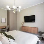 Contemporary 2-br Flats Near Old Town Quiet & Serene 4*