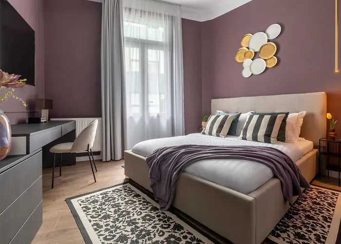 Apartman Contemporary 2-br Flats Near Old Town Quiet & Serene Bukarest