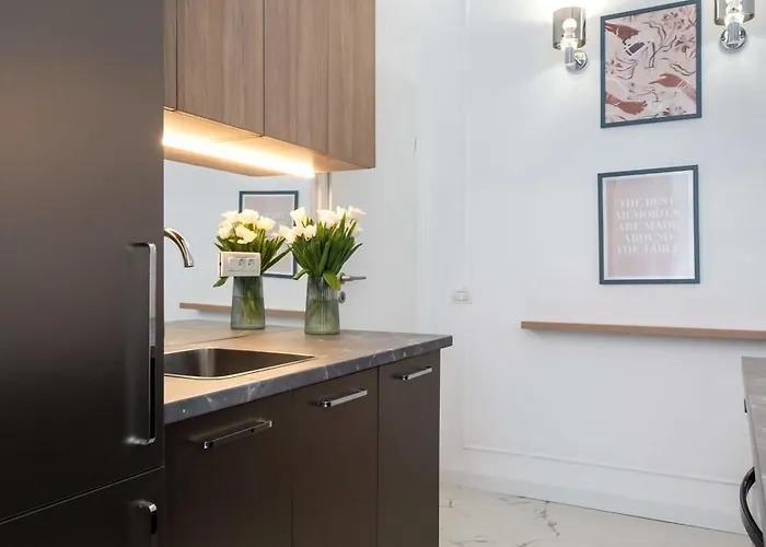 Contemporary 2-br Flats Near Old Town Quiet & Serene Apartman Bukarest